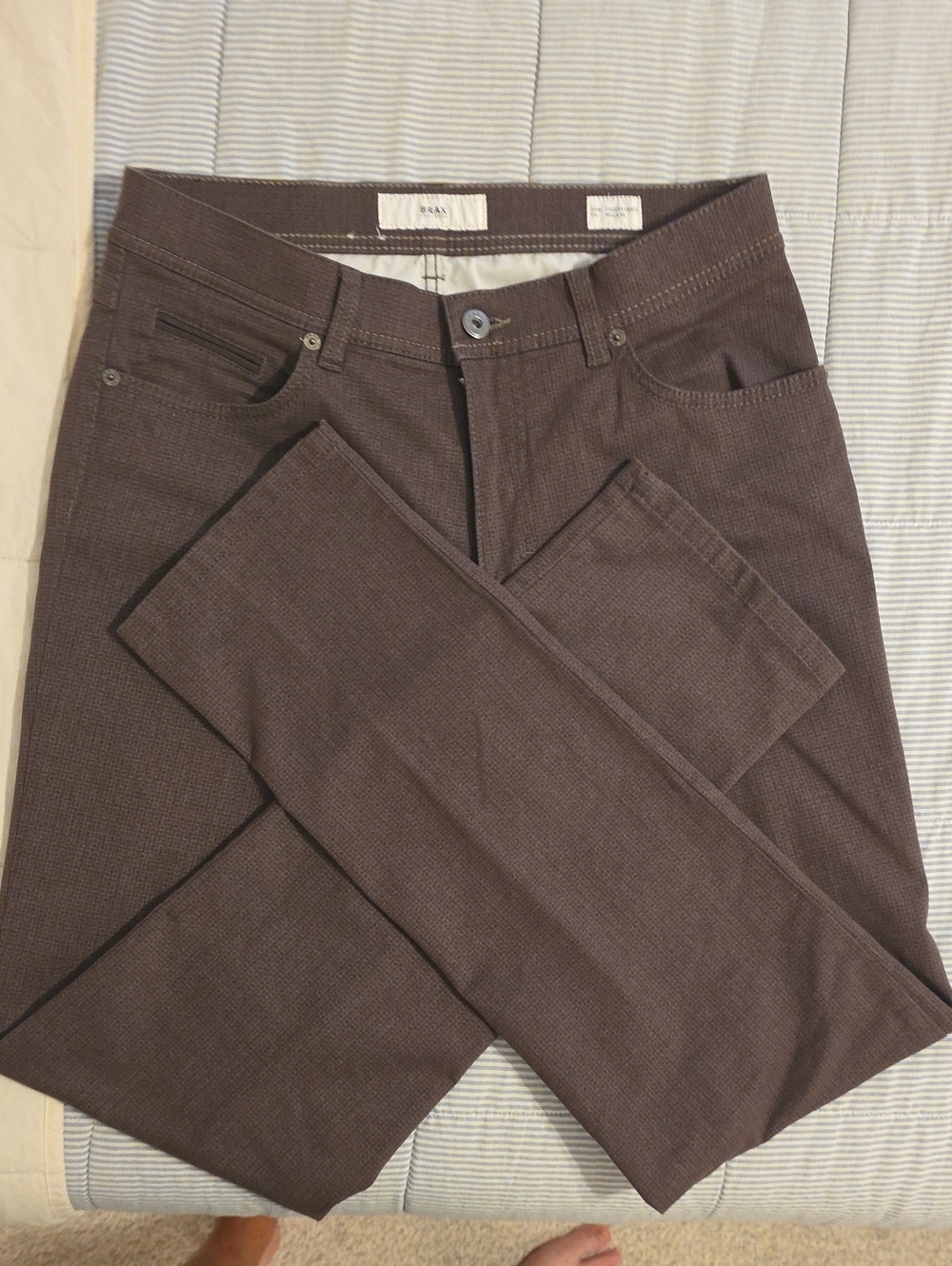 32/32 Brax Cooper Fancy Regular Fit Men's Dress Pants in Dark Brown